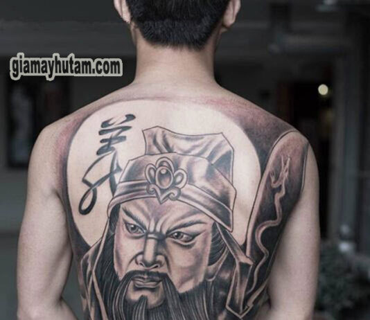 Tattoo hình Quan Công mở mắt là không tôn trọng với tước hiệu của Ngài?